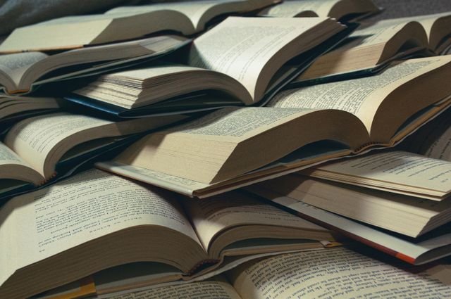Book Clubs to Join in Kolkata